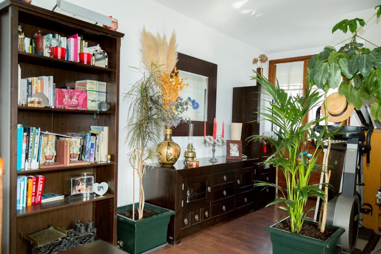 Les Amandiers Apartment Монтрьо Екстериор снимка