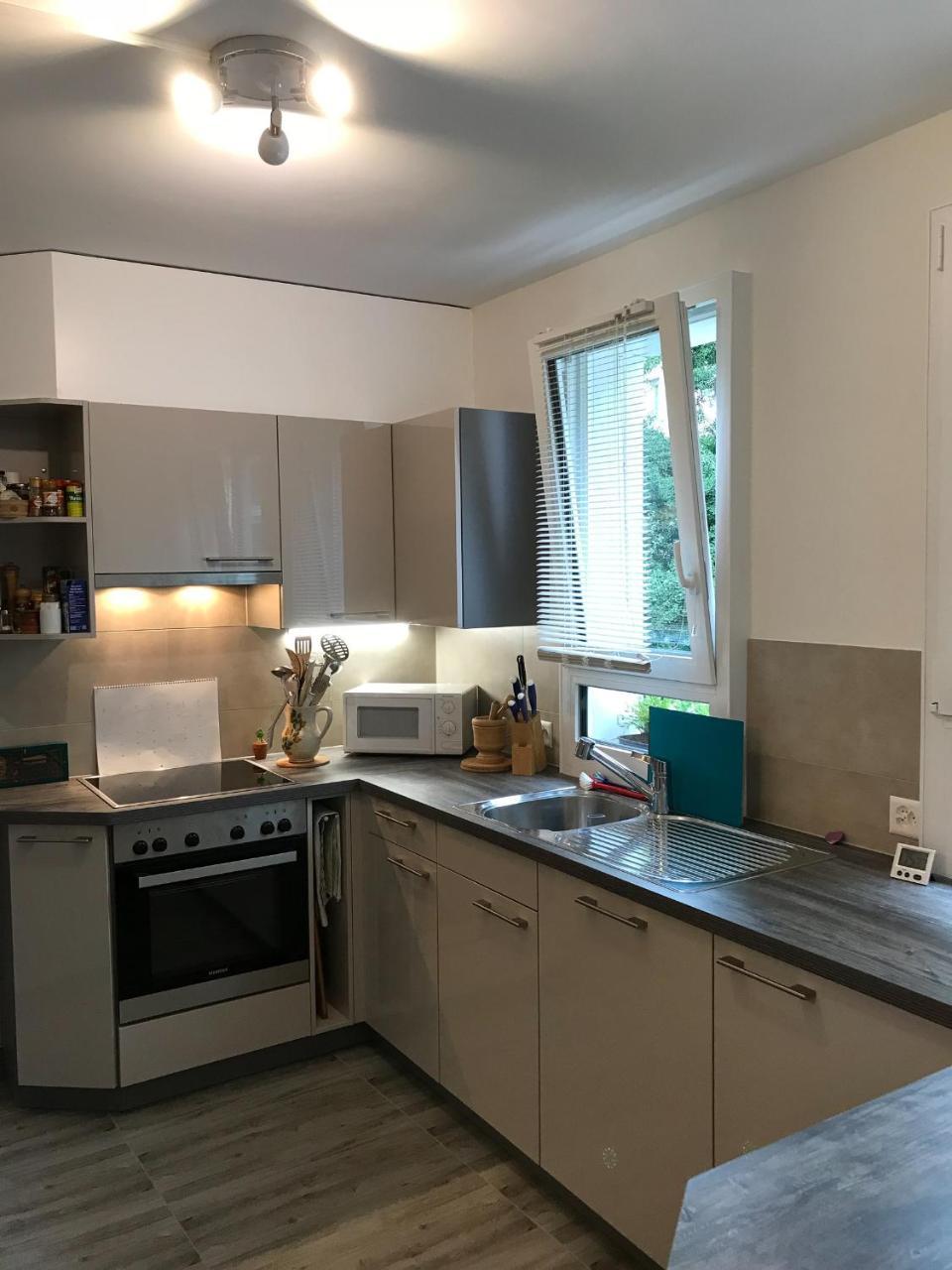 Les Amandiers Apartment Монтрьо Екстериор снимка